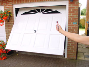 Servicio de mantenimiento para puertas automáticas Servicio de mantenimiento para puertas automaticas