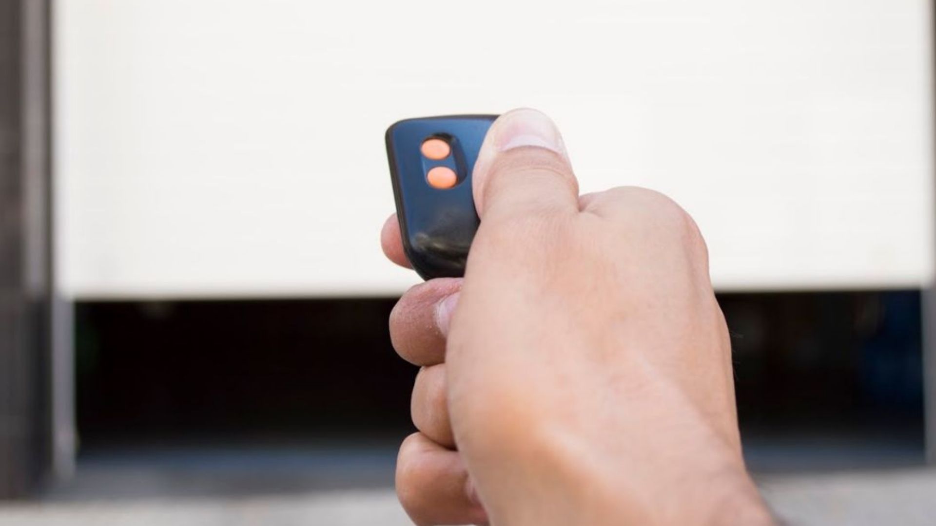 Tipos de mandos para puertas de garaje Tipos de mandos para puertas de garaje