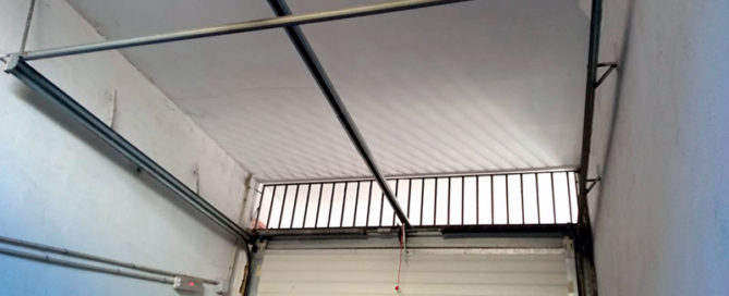 Tipos principales de motores para puertas de garaje - Escoger el motor de puerta de garaje adecuado