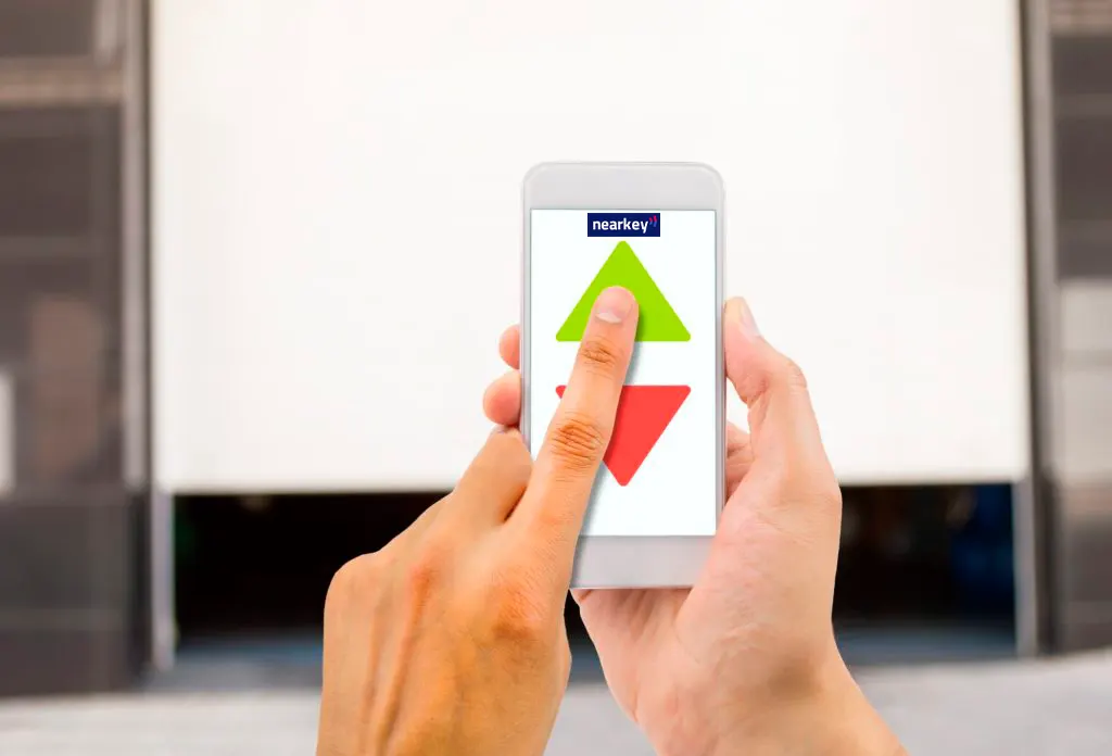 Cómo abrir una puerta de garaje con el móvil Cómo abrir una puerta de garaje con el móvil