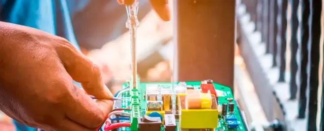 Marcado CE obligatorio en puertas de garaje -