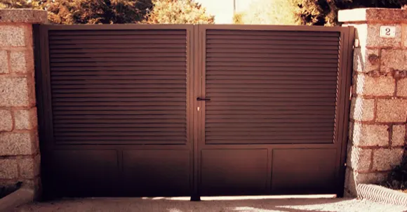 Fabricación de puertas de garaje - Puertas de garaje batientes - índice