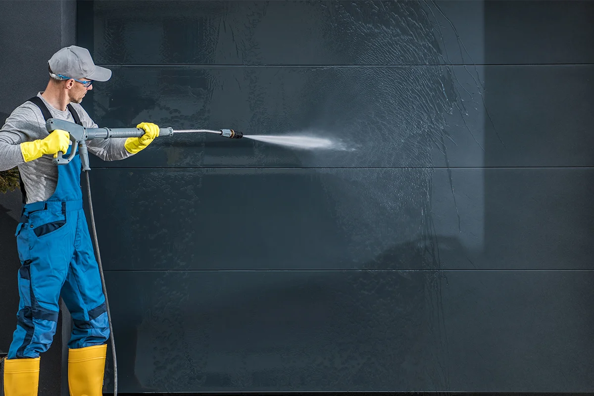 5-consejos-mantenimiento-puertas-garaje 5 consejos para mantener tus puertas de garaje siempre nuevas