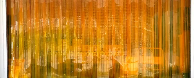 Puertas de cortinas industriales: protección y eficiencia en tu negocio - Puertas de cortinas industriales: protección y eficiencia en tu negocio