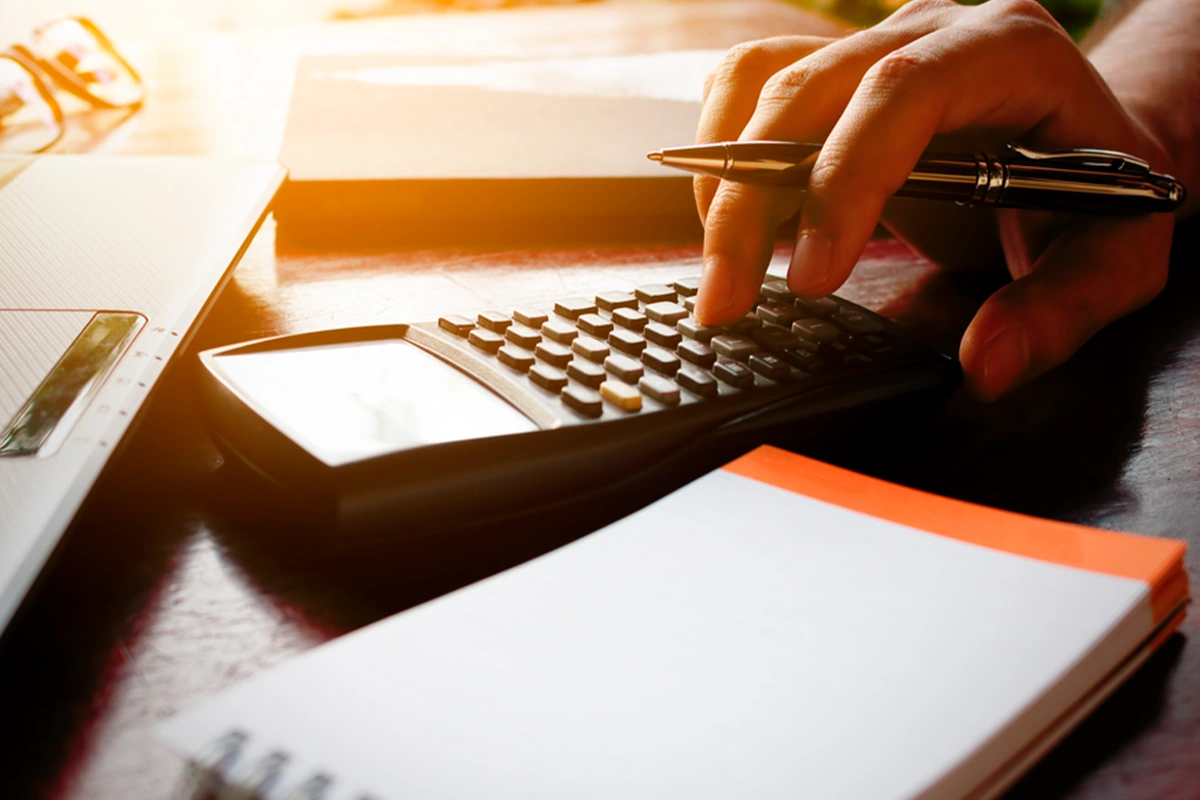 Guía completa para solicitar un presupuesto de instalación de puertas de garaje Guía completa para solicitar un presupuesto de instalación de puertas de garaje