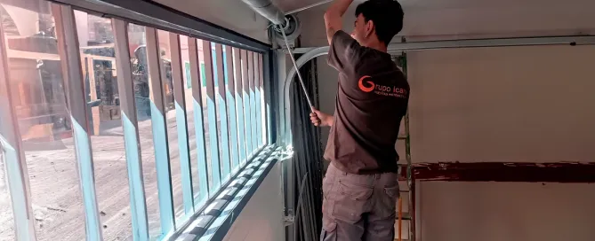 Cómo sustituir un muelle de torsión de una puerta de garaje - Cómo sustituir un muelle de torsión de una puerta de garaje