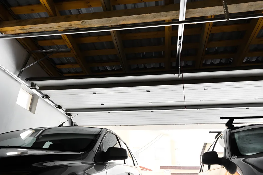 Cómo reparar un motor de puerta de garaje seccional - como reparar motor seccional 1 Cómo reparar un motor de puerta seccional