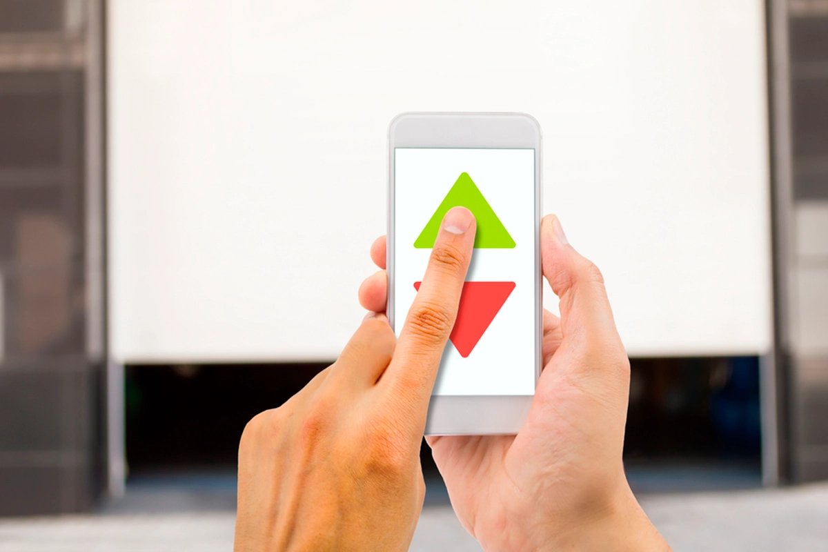 Cómo integrar puertas de garaje con sistemas de domótica Cómo integrar puertas de garaje con sistemas de domótica