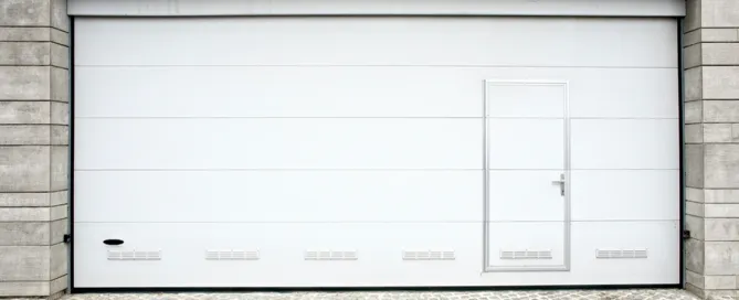 Ventajas de las puertas de garaje con puerta peatonal - Ventajas de las puertas de garaje con puerta peatonal