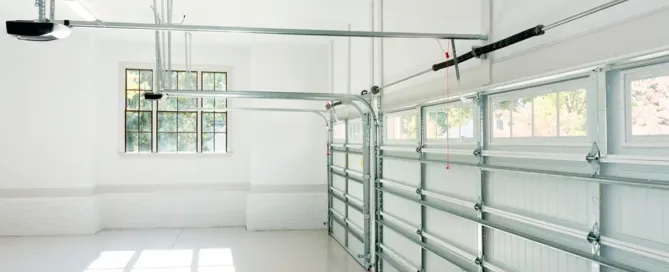 Elegir las guías, cadena o correa adecuada para tu puerta de garaje seccional - Elegir las guías, cadena o correa adecuada para tu puerta de garaje seccional