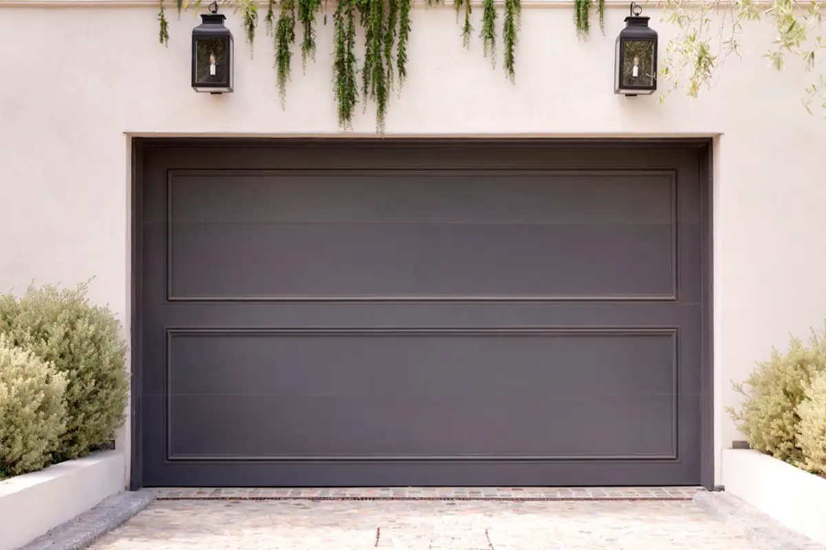 Elegir el motor perfecto para tu puerta de garaje basculante de 2 hojas - elegir motor perfecto puerta basculante 2 hojas1 Elegir el motor perfecto para tu puerta de garaje basculante de 2 hojas